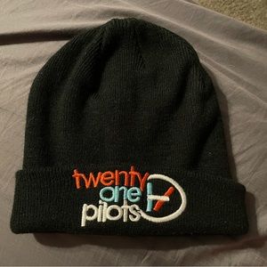 twenty one pilots beanies (2017) hot topic